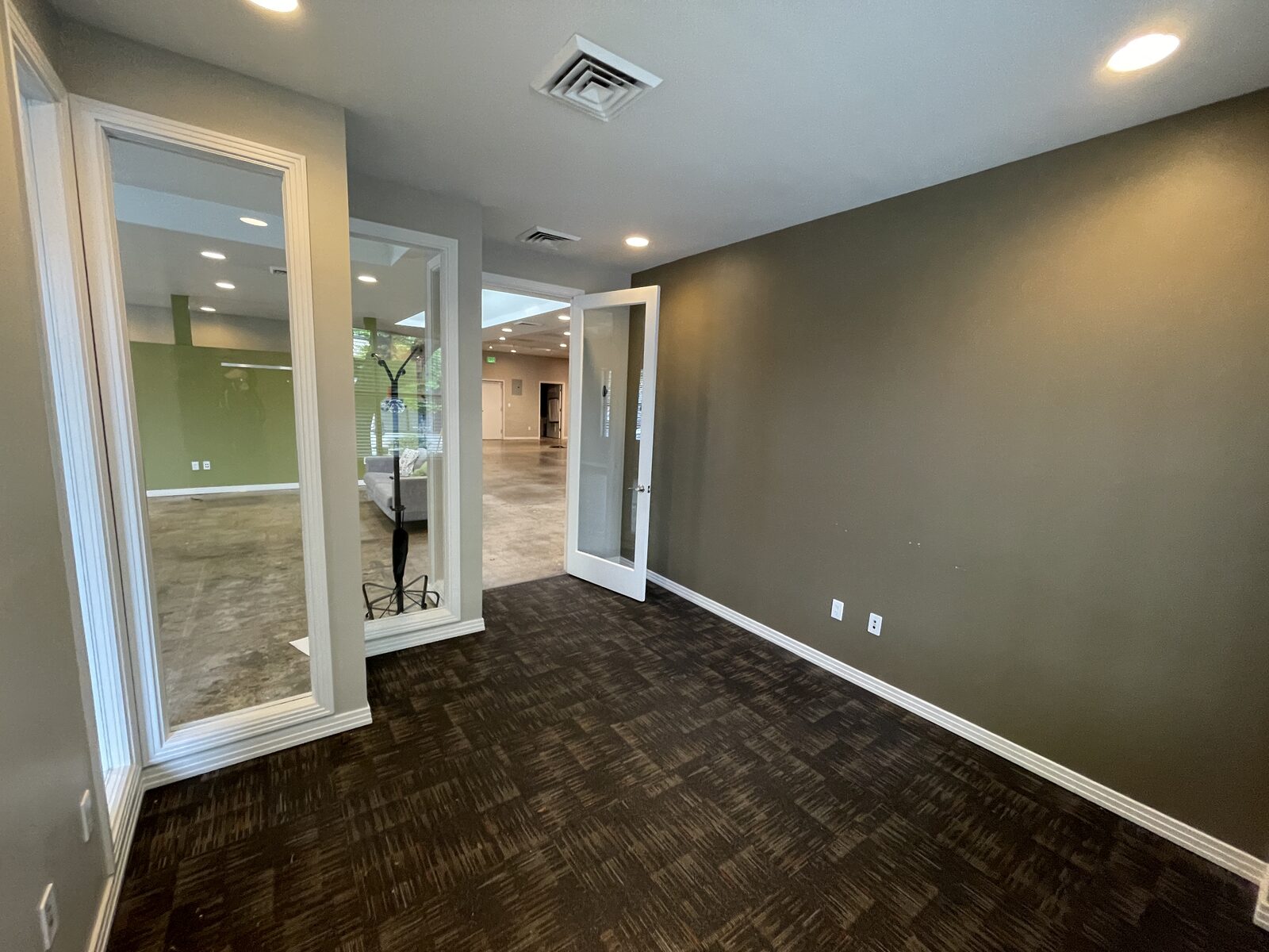 Private office for lease at 1305 Slabtown creative office NW Portland